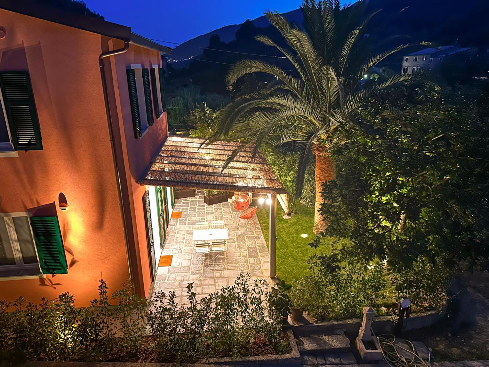 Apartmán La Casa Dei Glicini Levanto Exteriér fotografie